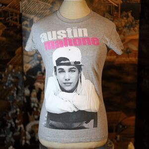 Medium Austin Mahone Woman's Band Tee